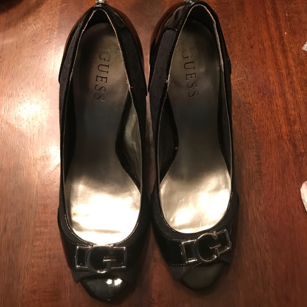 Black Guess heels