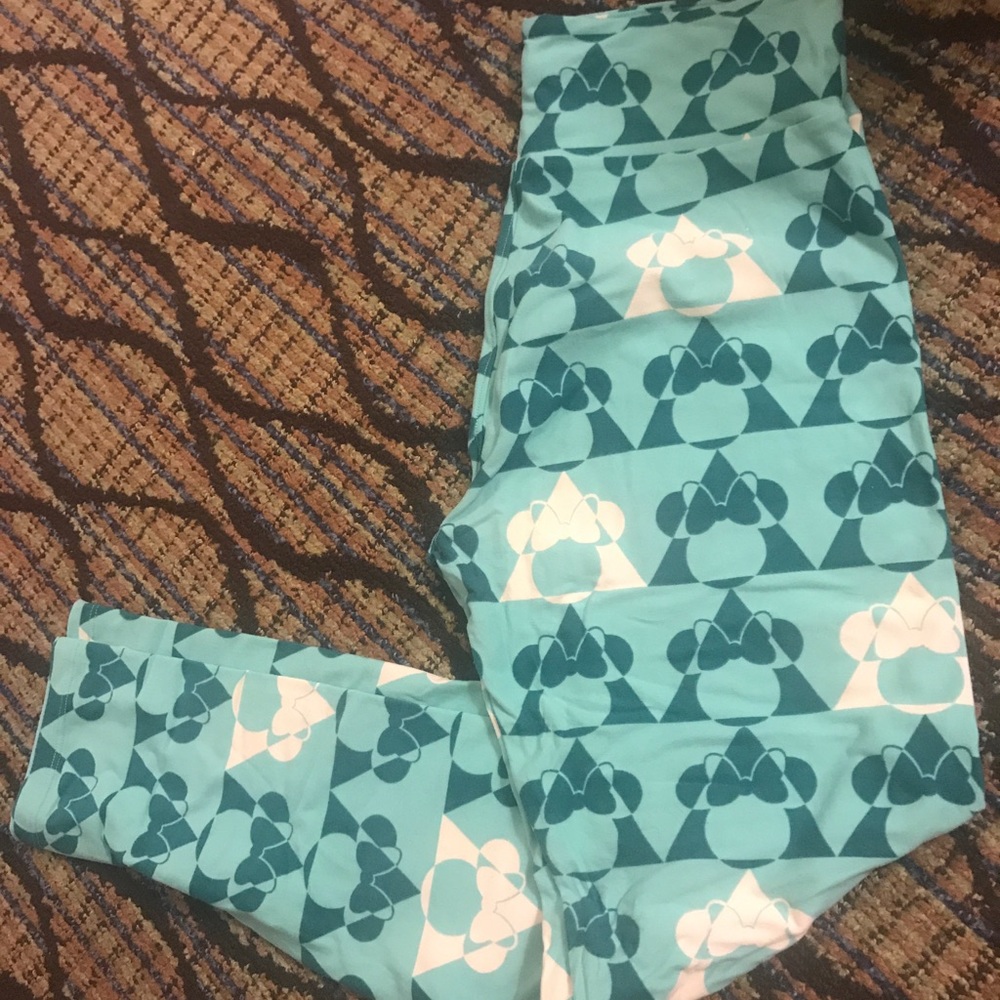 Os Disney lularoe leggings