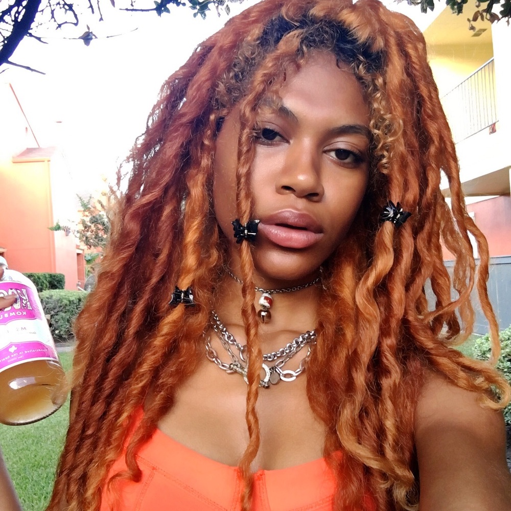 Meet your Posher, Asuncion