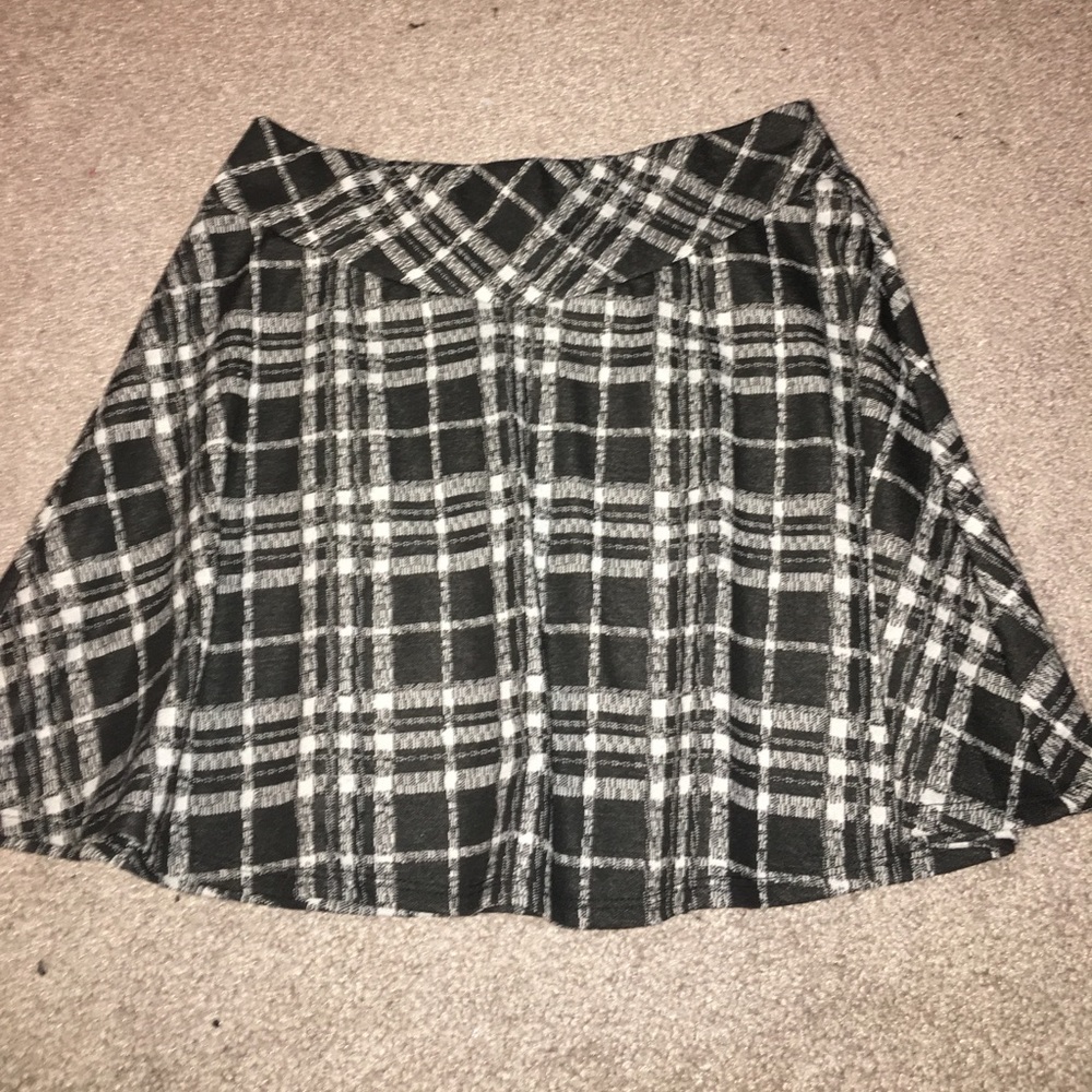 plaid skater skirt never worn