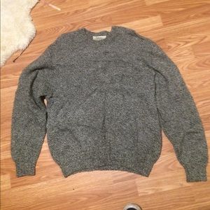 Cabelas sweater