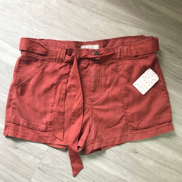 Free People Pants - NWT Free People Shorts in Mars Red