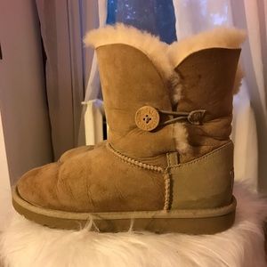 Cream Bailey Button Uggs