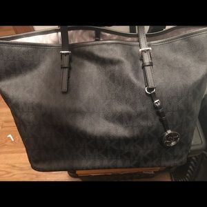 MK Overnight bag