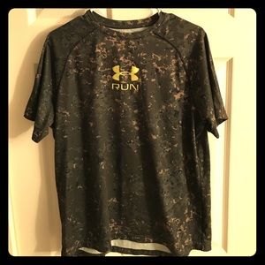 Under Armour run shirt