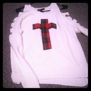 White long cut out sleeves