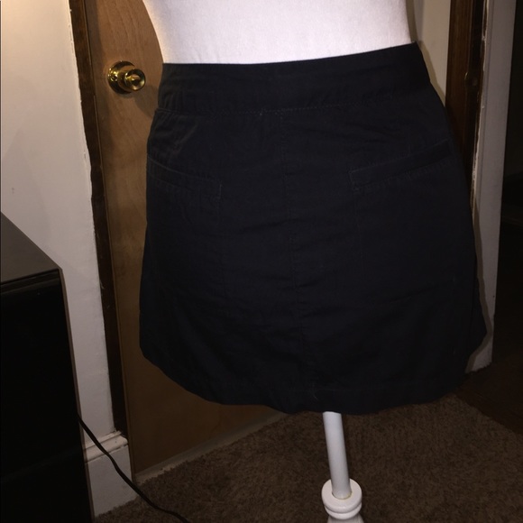 🆑FINAL PRICE‼️ Y2K Black mini skirt with pockets - Picture 2 of 4