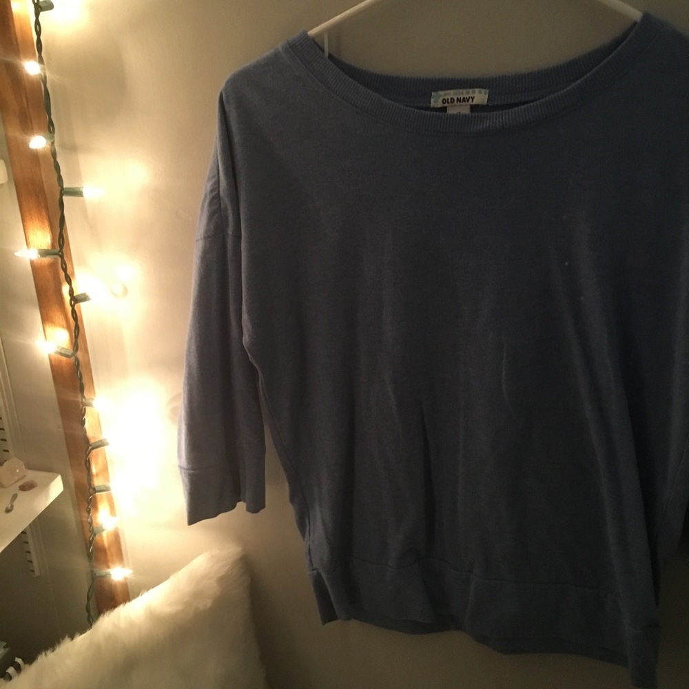 Old Navy baby blue quarter length sleeve shirt