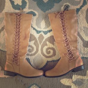 🔖Sale! NIB Bamboo Lace-Up Boots Size 10
