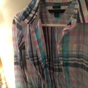 Tommy Hilfiger button down shirt