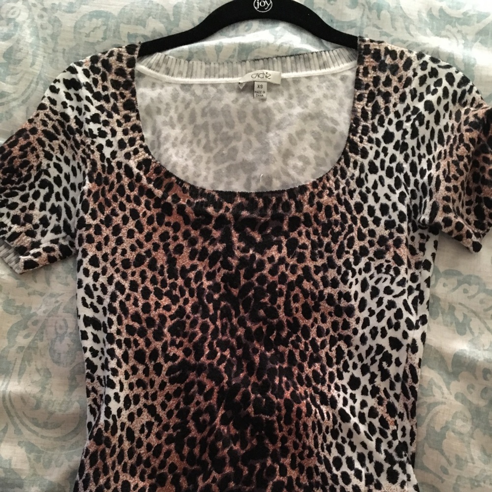 Cache leopard print shirt
