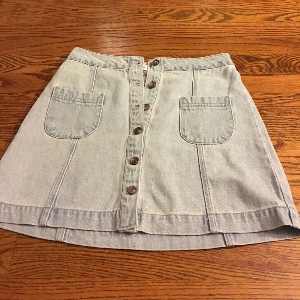 Jean skirt (never worn)