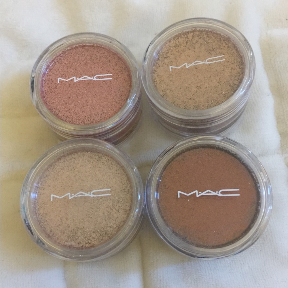 MAC loose eyeshadows