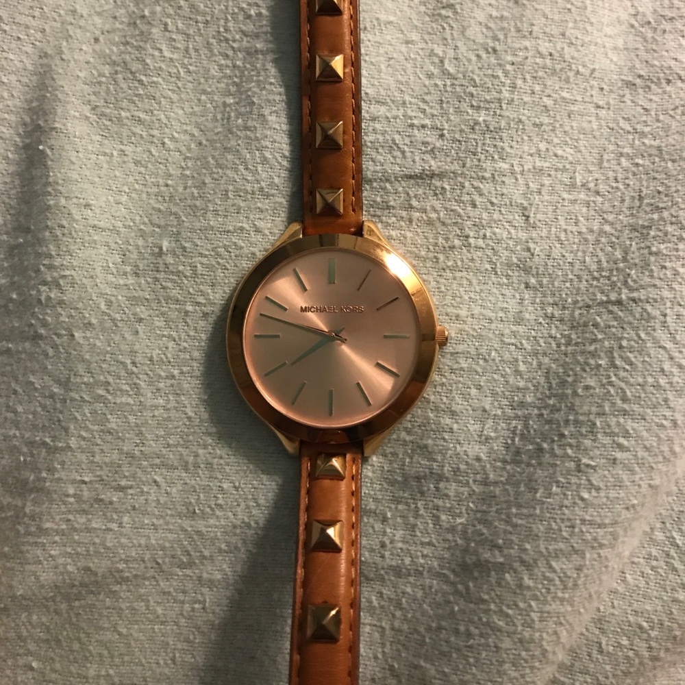 michael kors watch - Picture 1 of 2