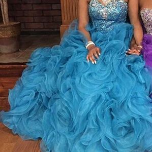 Quince, sweet 16 dress,  could even go for a prom