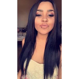 Meet your Posher, Coral