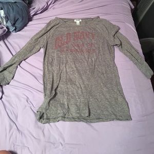 Grey 3 quarter sleeve length top