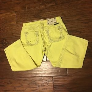 Miss Me Capris Size 28