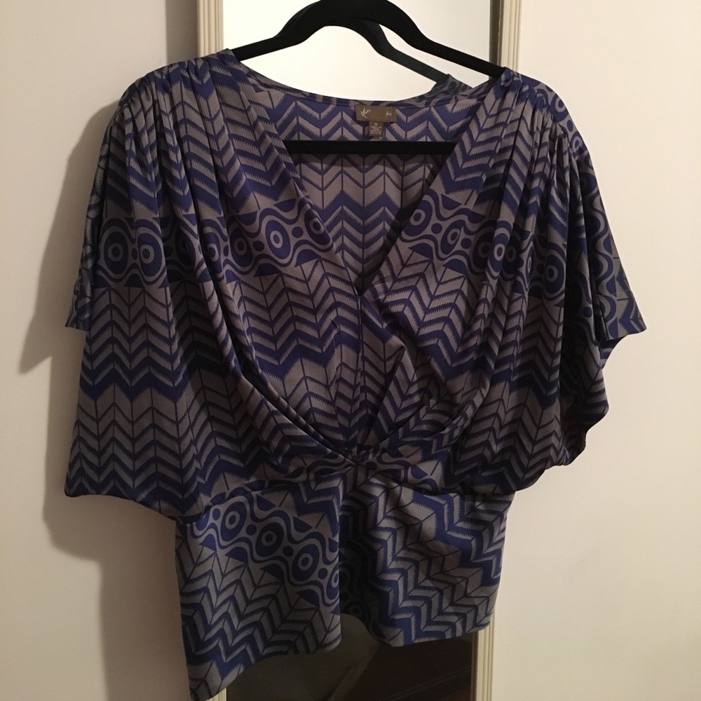 V-neck blue/gray evening blouse