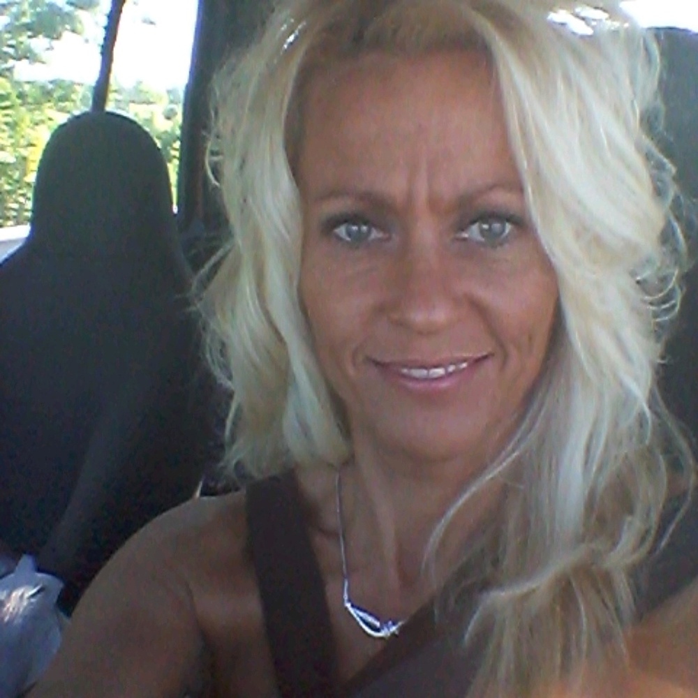Meet your Posher, Pamela