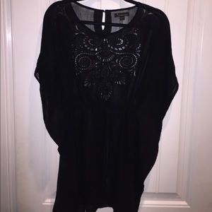 Black shirt/tunic