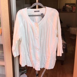 💕HP💕Liz Claiborne Cream button jacket