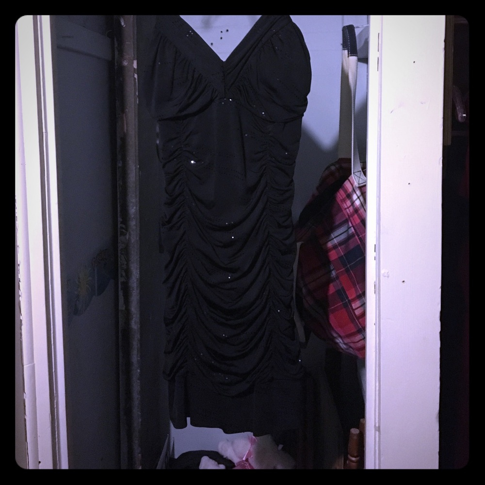 Black sparkly short party dress