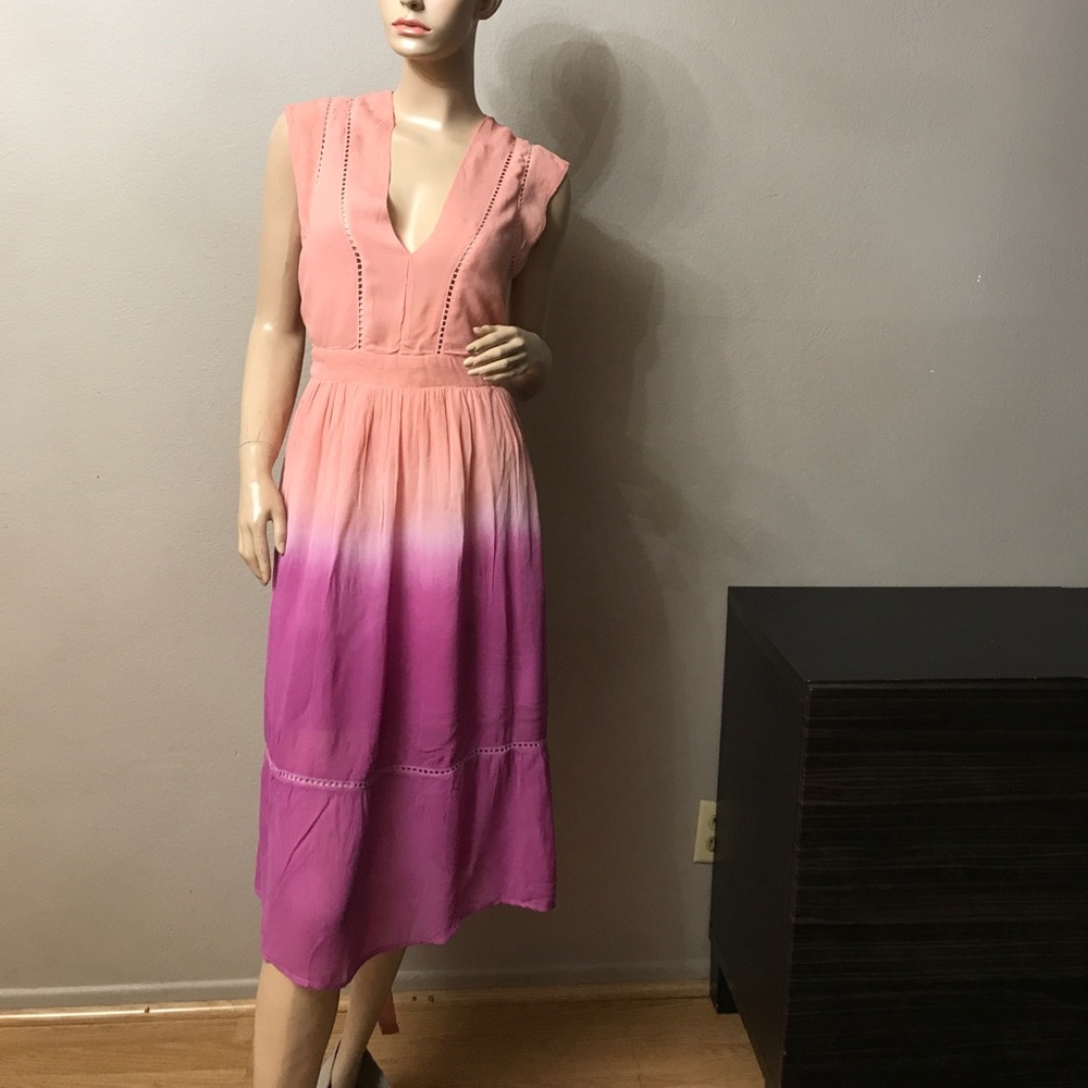 🌺BEAUTIFUL OMBRÉ BELOW KNEE DRESS🌺