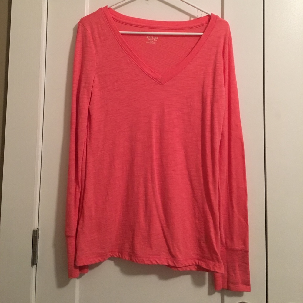 Coral long sleeve V-neck tee
