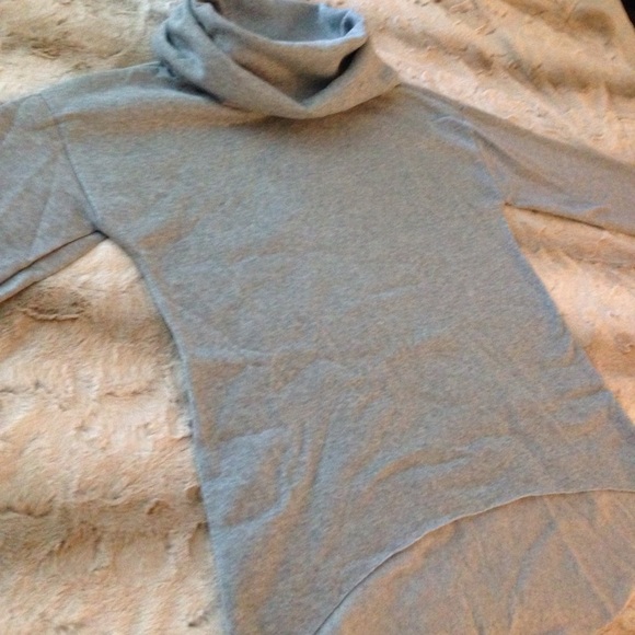 2 LEFT!  New Cowl Neck hi low sweat shirt - Picture 4 of 4