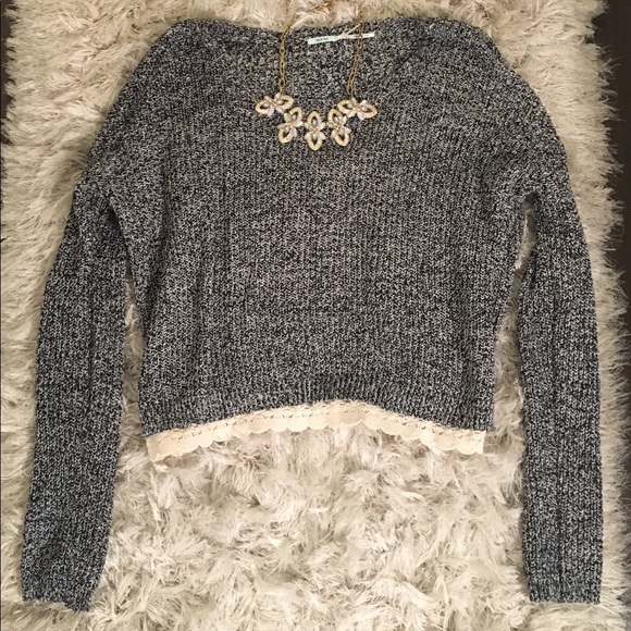 Urban Outfitters Sweaters - NWOT Urban Outfitters sweater 😍