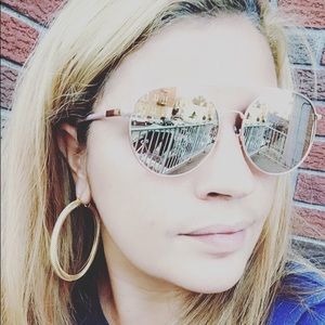 Meet your Posher, Jasmin