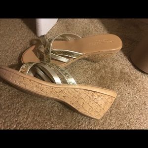 Marcia Vellutini small wedge sandals