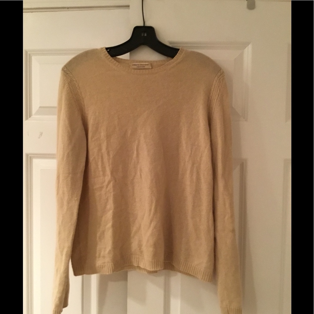 Cashmere sweater
