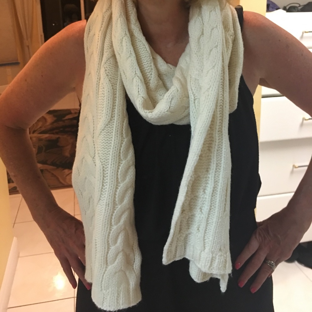 Banana republic scarf
