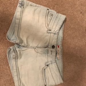 Light denim washed shorts, size 5