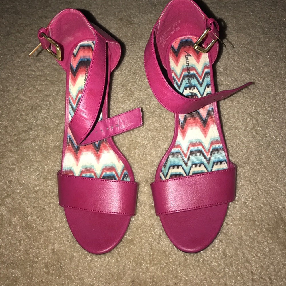 Pink wedges