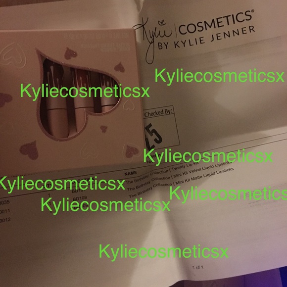 ❤️Kylie Birthday Edition Matte Lipstick Singles❤️ - Picture 2 of 8
