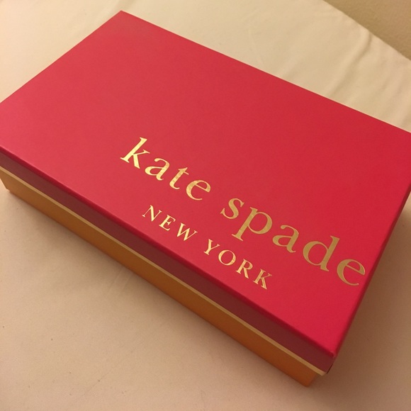 Kate Spade Wallet - Picture 4 of 4