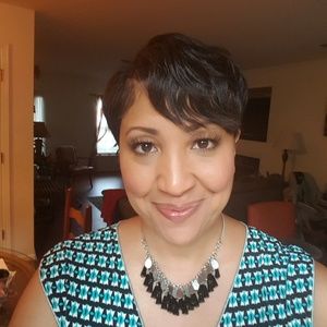 Meet your Posher, Sandra