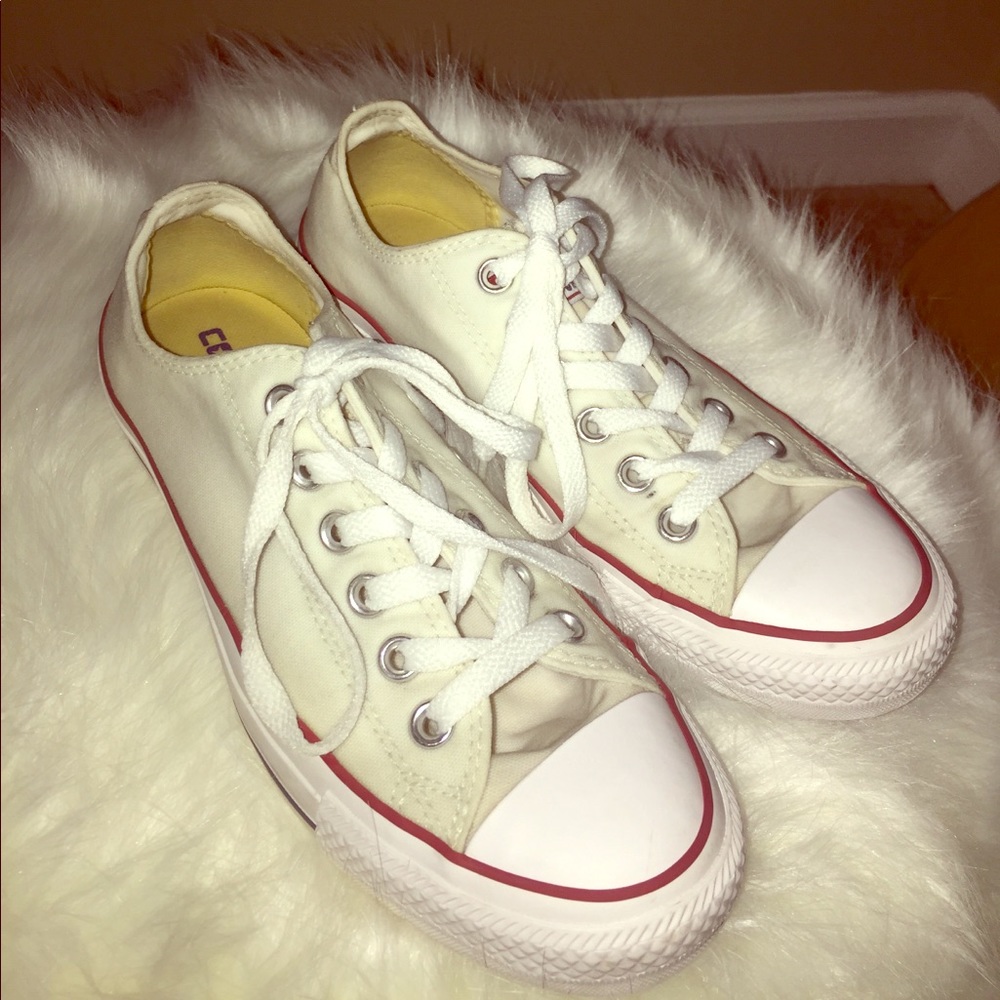 ❌ FINAL PRICE❌ White Low Top Converse
