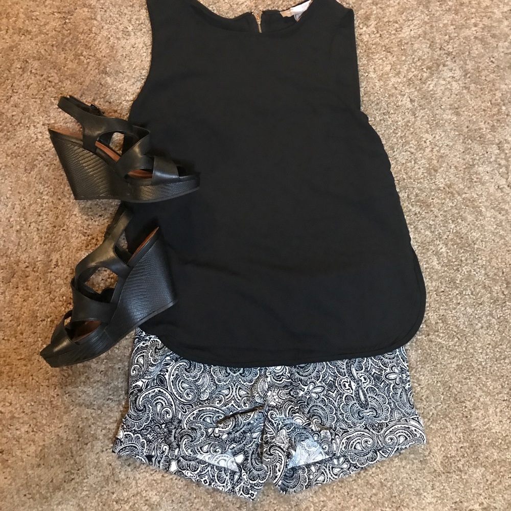 Express Shorts