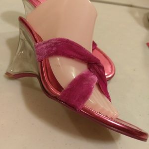 Rouge 10 hot pink velvet 3.5 inch wedge heel slide