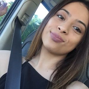 Meet your Posher, Karla