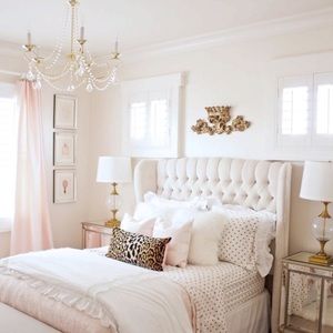 Meet your Posher, Ella