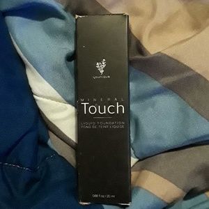 Younique mineral touch