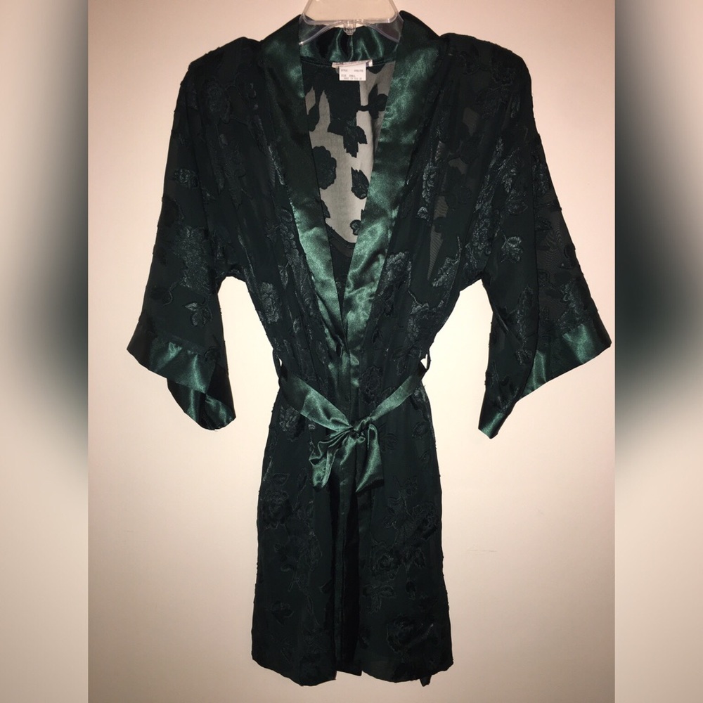 Vintage, California Dynasty, peignor set