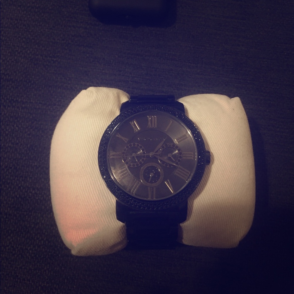 Vince Camuto like new black watch