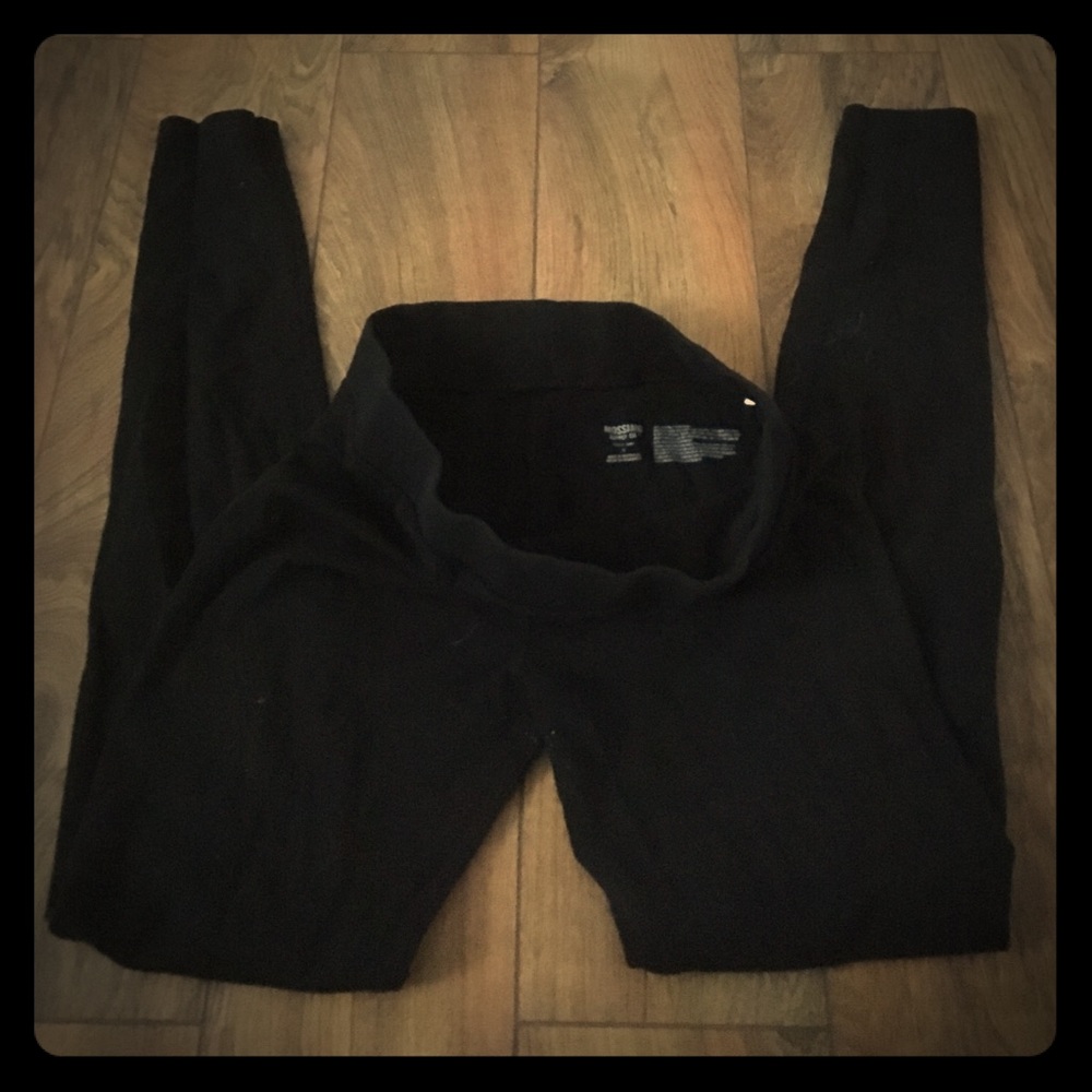 Black leggings