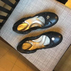 Black Ballet Flats like new